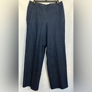 NWT. Alfred Dunner Women's Petite Denim Pull-On Straight Leg Pants Sz. 14P